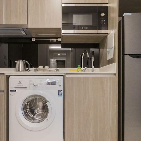 Sukhumvit Asok Modern Suite Бангкок Экстерьер фото