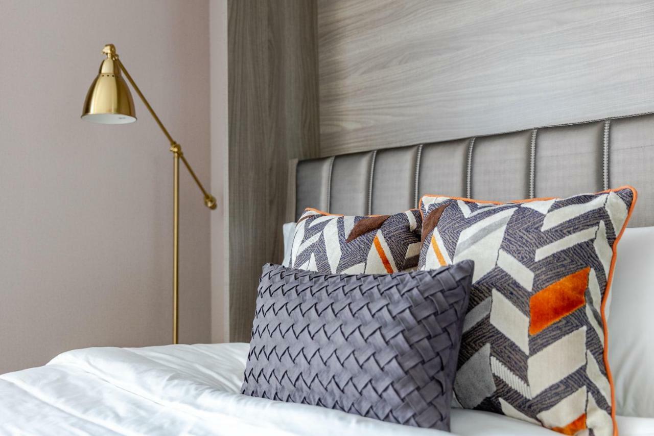 Sukhumvit Asok Modern Suite Бангкок Экстерьер фото